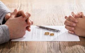 Your Complete Guide to Getting a Divorce in Arizona