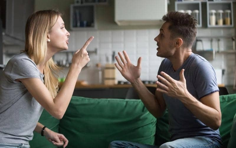 How Do Cheaters React When Accused? 13 Ways to Know You’ve Caught Them